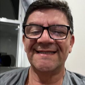 Meet your Posher, Cosmo